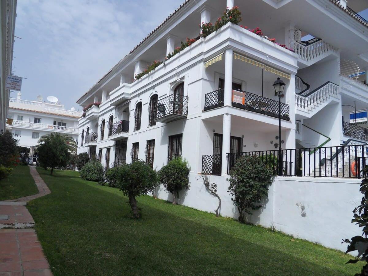 Apts Burriana Nerja Extérieur photo